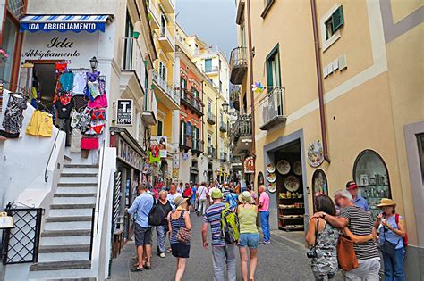 shopping streets amalfi coast